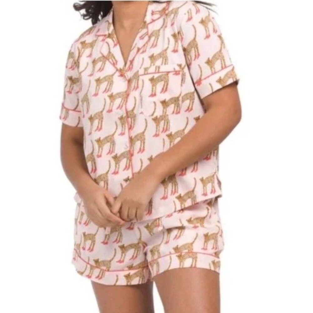 Bouffants & Broken Hearts Cheetah In Heels Pajama Set Womens M Novelty